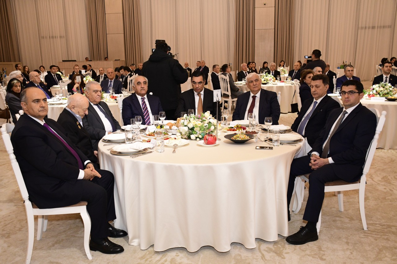 “Milli Konstitusiyadan mütləq suverenliyə: Heydər Əliyev dühasının İlham Əliyev zirvəsi” - FOTOLAR