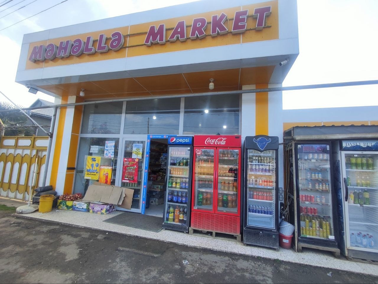 Bu marketlərdə saxta araqlar satılırmış - FOTOLAR