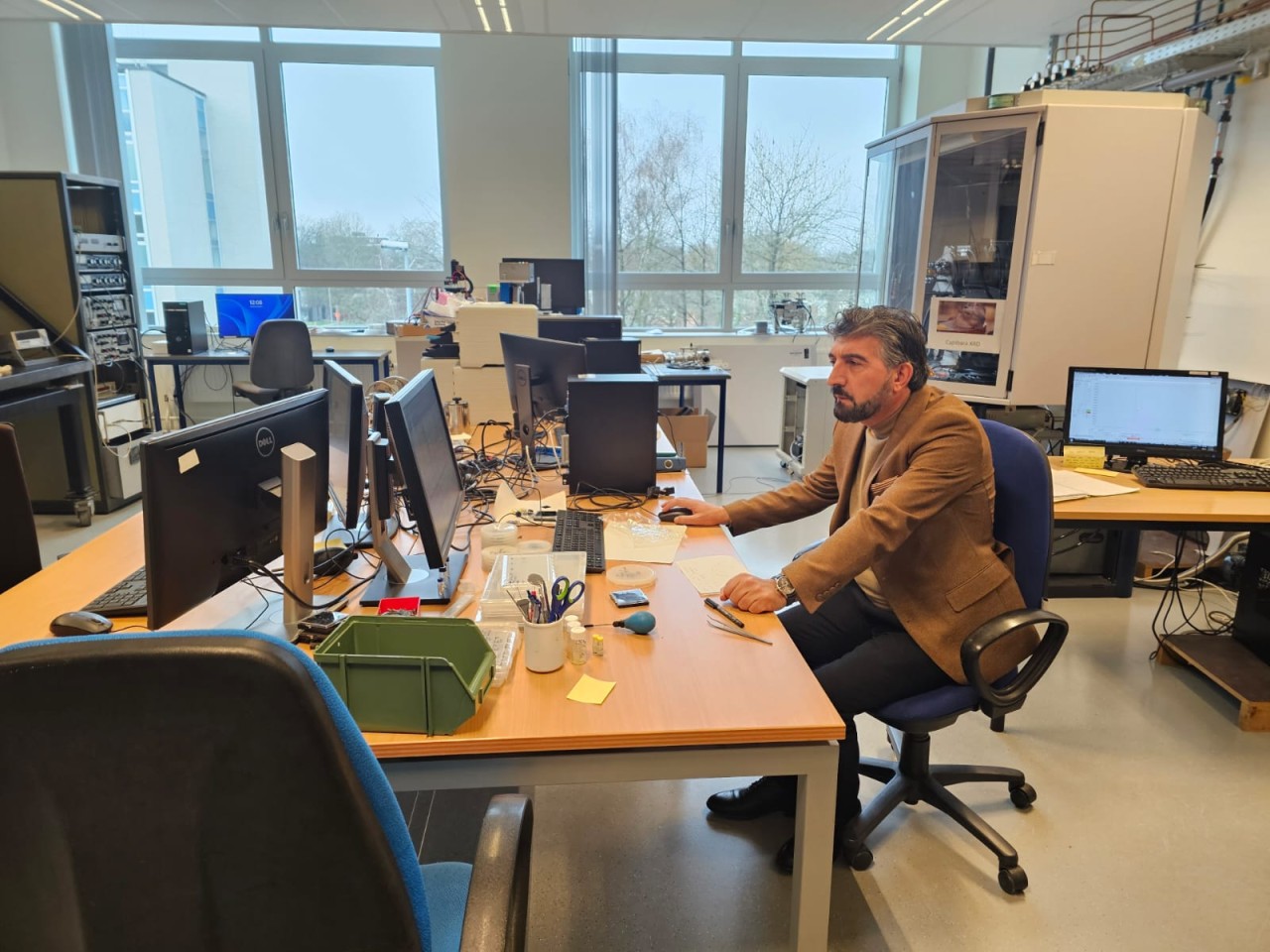 UNEC alimləri Belçikanın Gent Universitetində elmi təcrübə olublar - FOTOLAR