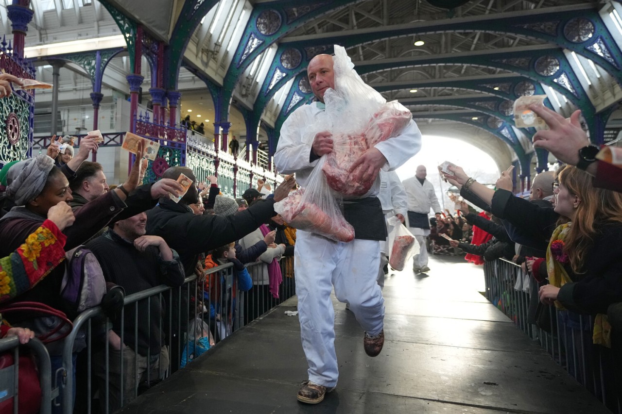 Onlar Miladı belə qeyd edirlər - FOTOLAR
