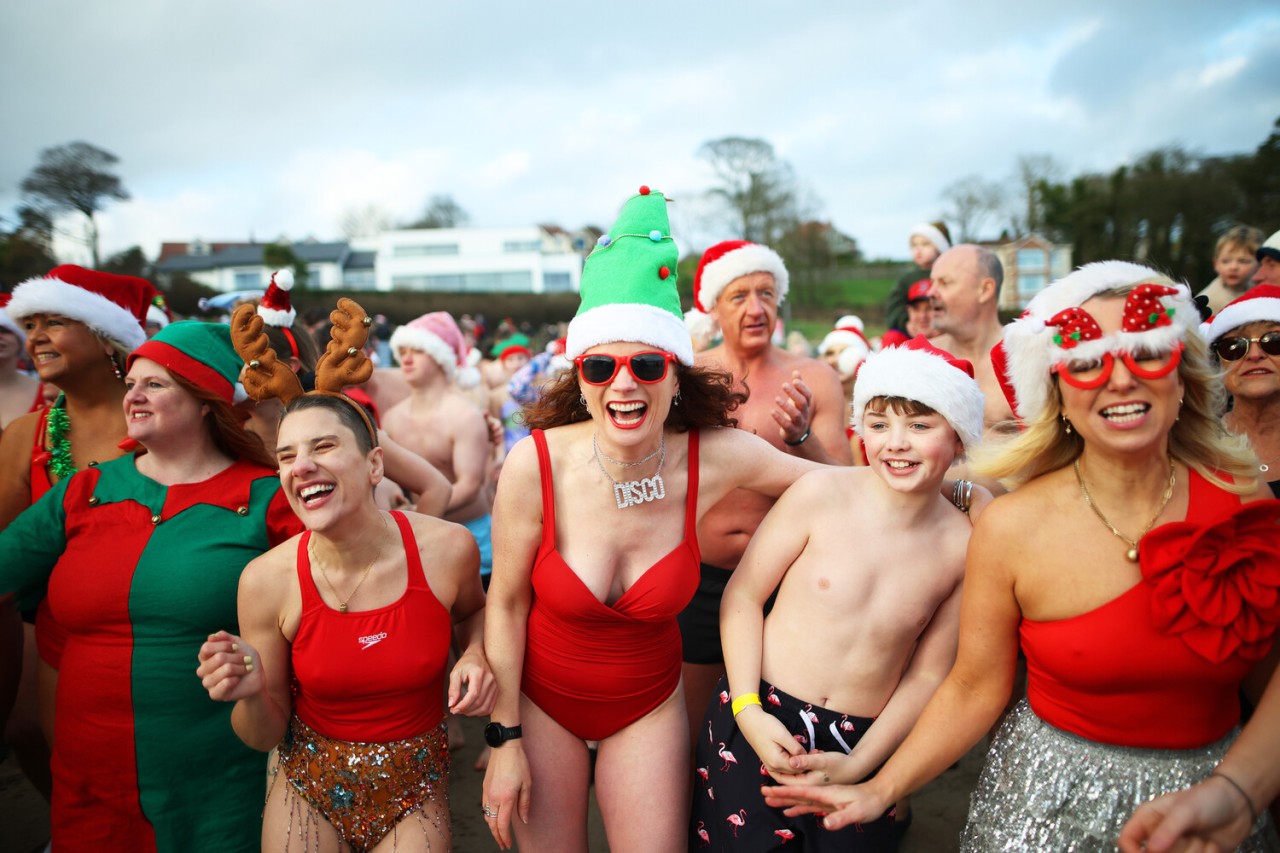 Onlar Miladı belə qeyd edirlər - FOTOLAR