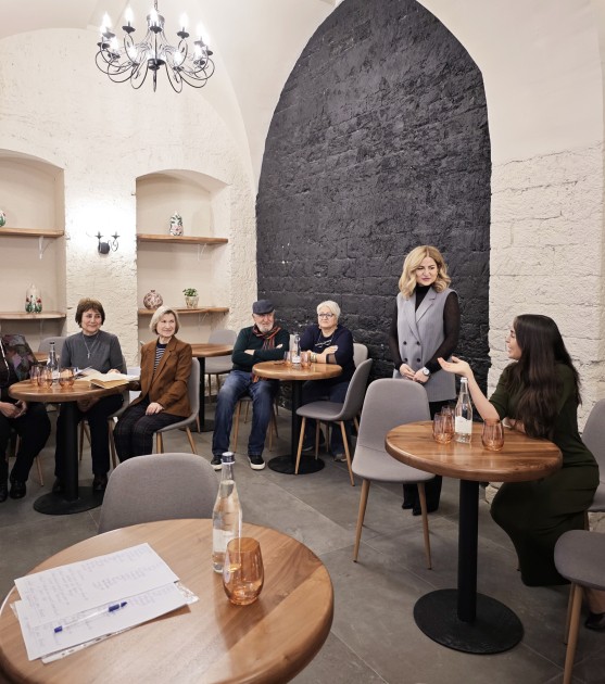 Leyla Əliyeva pianoda ifa etdi, onlar şeir söylədi - FOTOLAR (VİDEO)