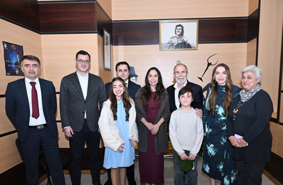 “Romeo və Cülyetta” tamaşasını izlədilər - FOTOLAR