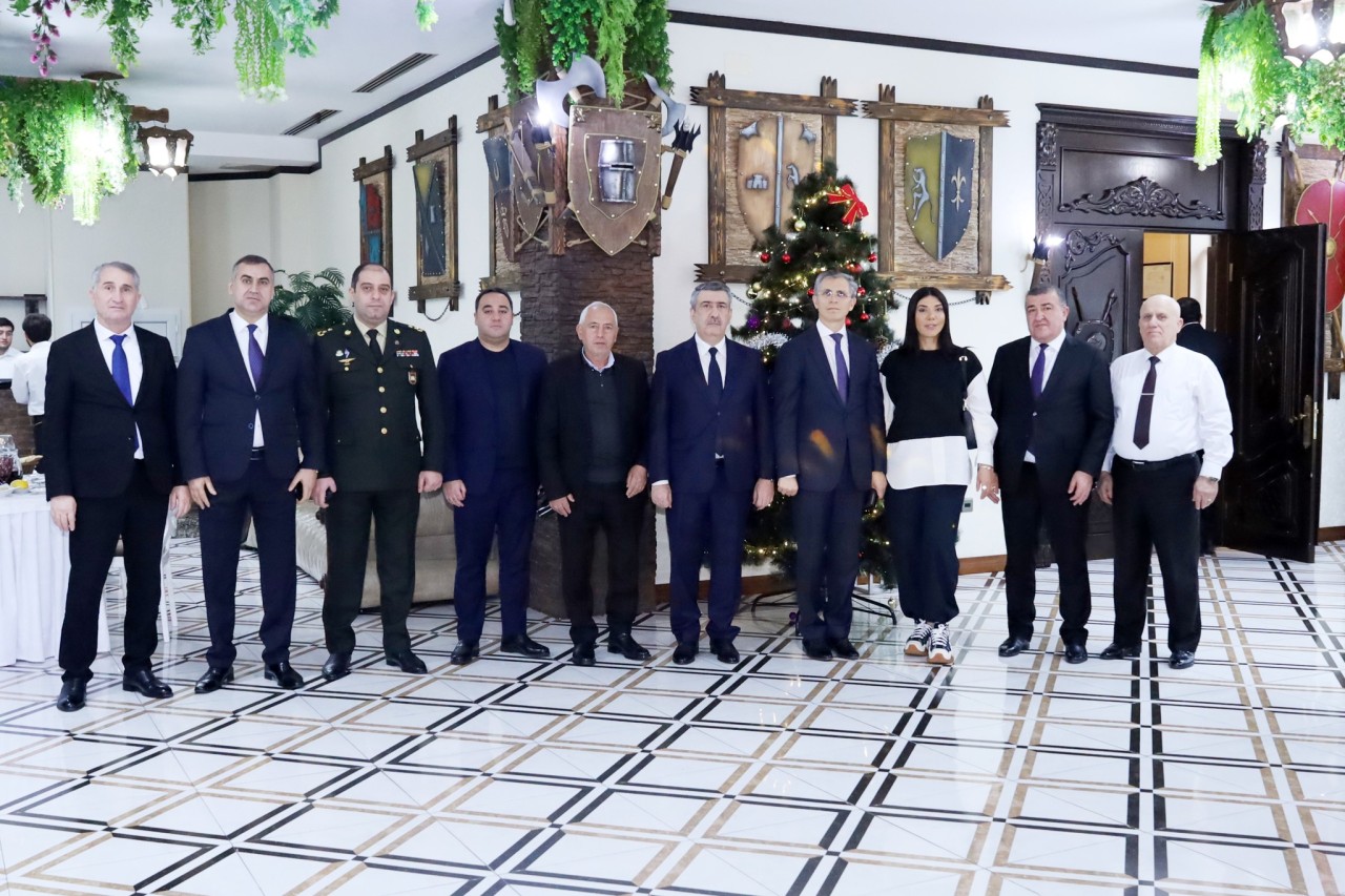 Xətai rayonunda Həmrəylik Günü və Yeni illə bağlı tədbir keçirildi - FOTOLAR (VİDEO)