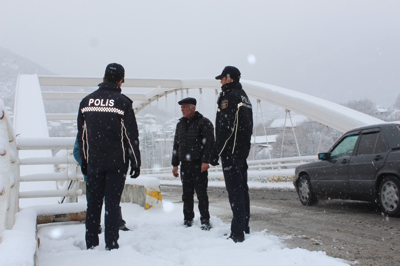 DİN əməkdaşları gücləndirilmiş rejimdə xidmət aparırlar - FOTOLAR