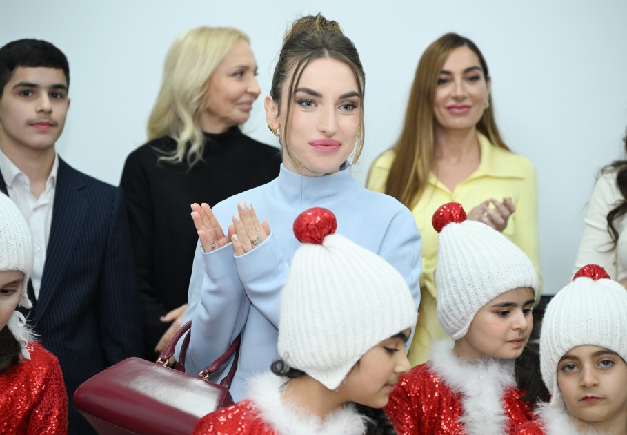 Prezidentin gəlini müəllifi olduğu layihəni təqdim etdi - FOTOLAR