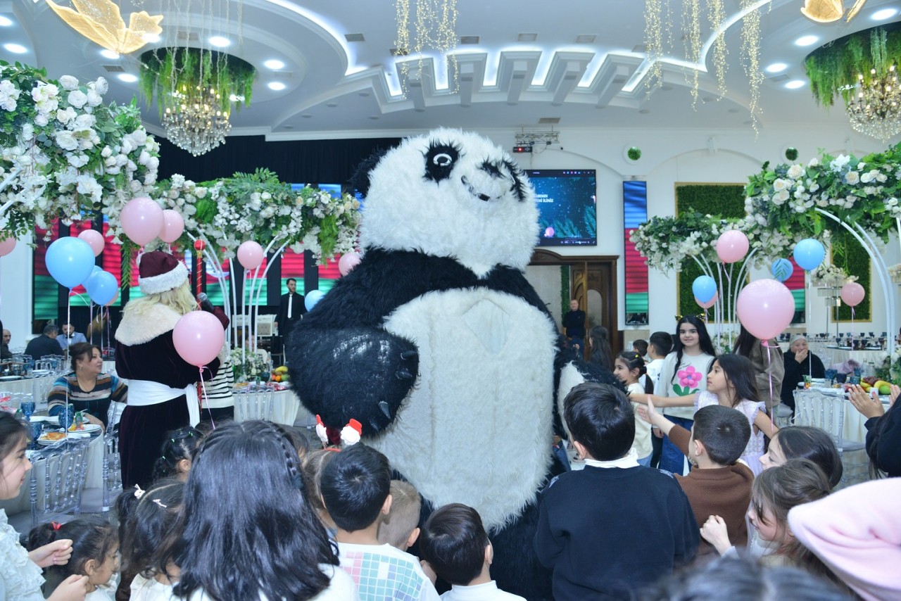Qaradağda şəhid ailələrin övladları üçün Yeni il şənliyi təşkil olundu - FOTOLAR