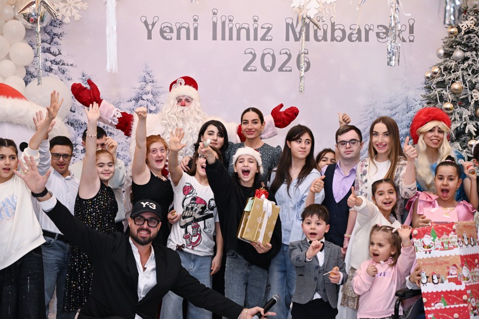 Leyla, Arzu və Alena Əliyevalar qayğıya ehtiyacı olan uşaqlarla şənlikdə - FOTOLAR