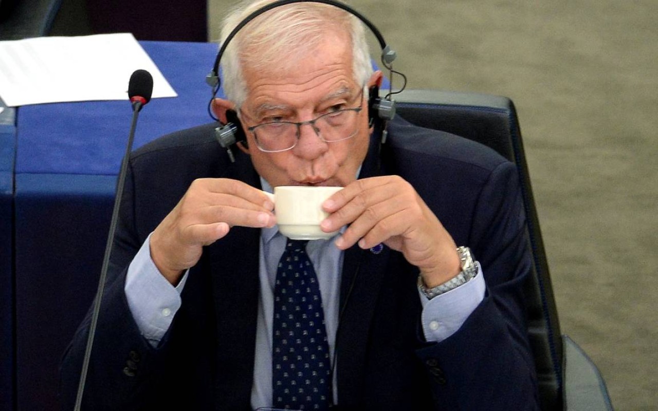 Borrell 60 min manat cərimələndi -Səbəbi isə...