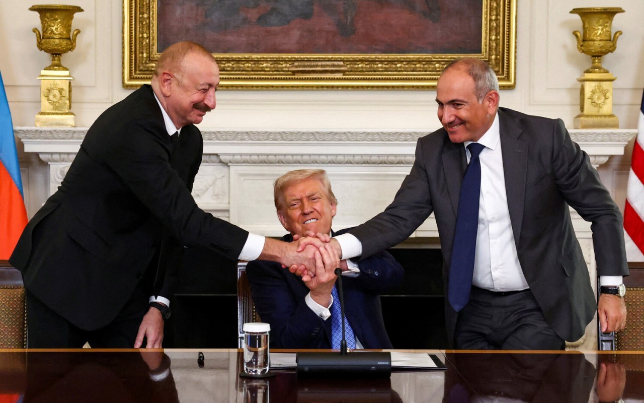 Tramp yenə Ermənistan-Azərbaycan razılaşmasından danışdı