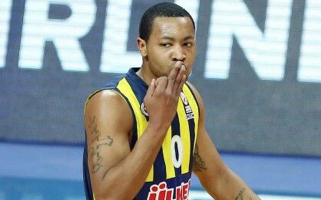 “Fənərbağça”nın sabiq basketbolçusu narkotikə görə saxlanıldı