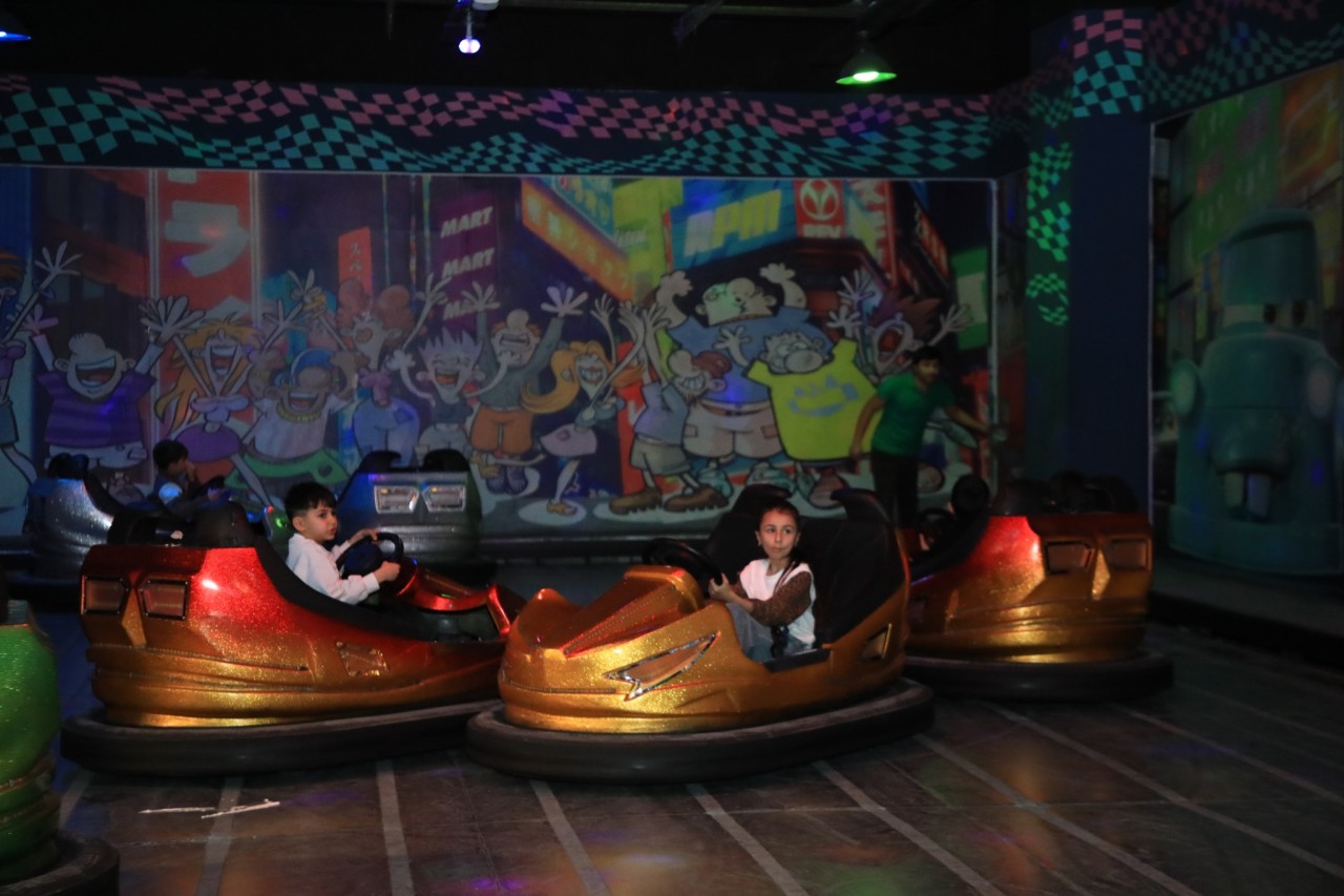 Niyazi Bayramov uşaq evinin sakinlərini bayram münasibətilə təbrik edib - FOTOLAR