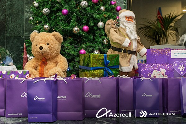 “Azercell Könüllüləri” uşaqlara bayram sevinci yaşadıb - FOTOLAR