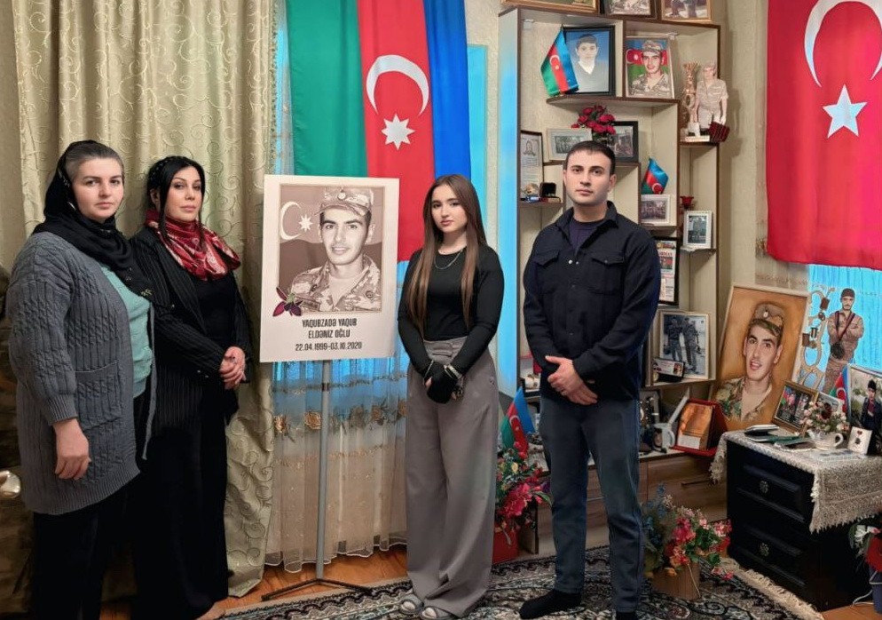YAP Nizami rayon təşkilatının rəhbərliyi şəhid ailələrini ziyarət etdi - FOTOLAR