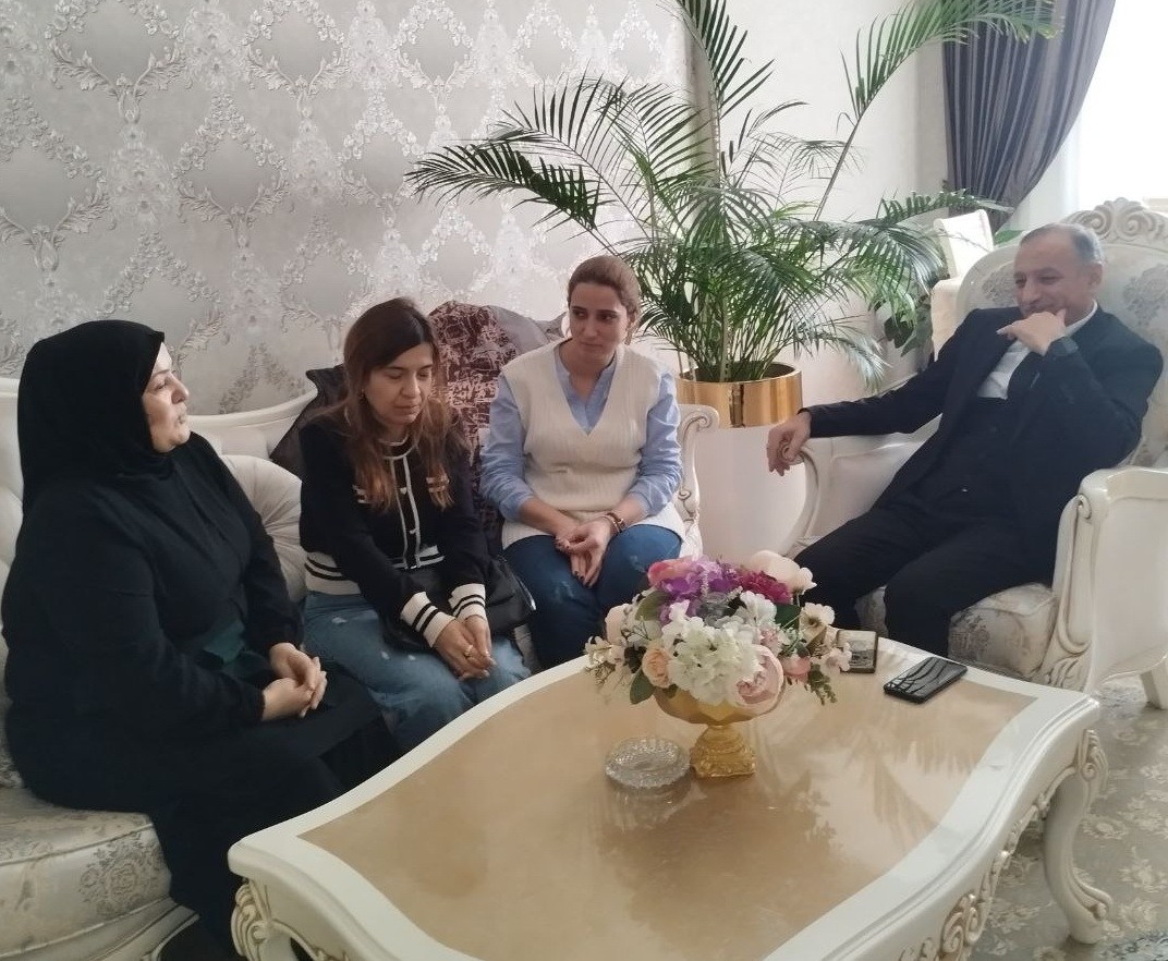 YAP Nizami rayon təşkilatının rəhbərliyi şəhid ailələrini ziyarət etdi - FOTOLAR