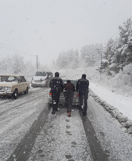 Ağsu dolaylarında hərəkət çətinləşib - FOTO+VİDEO