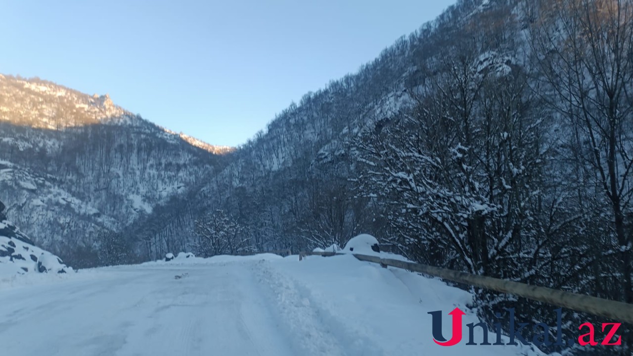 Tovuzun ucqar kəndlərinə gedən yollar buz bağladı - FOTO