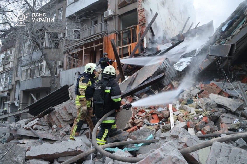 Xarkov ballistik raketlərlə vurulub: Yaralananlar var