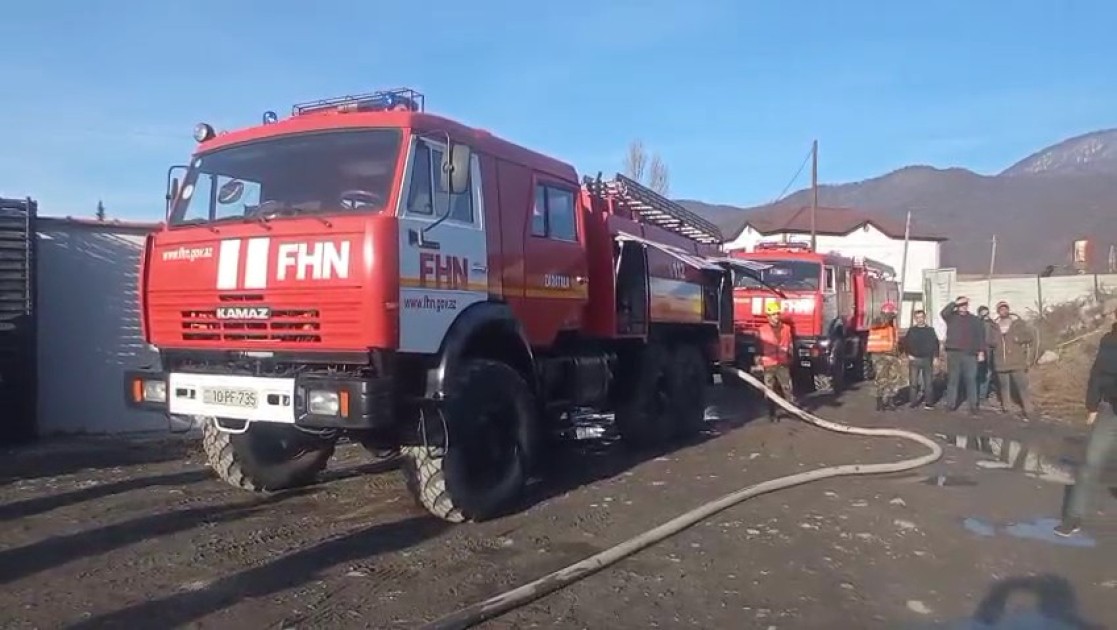 Zaqatalada xurma sexi yandı - FOTOLAR