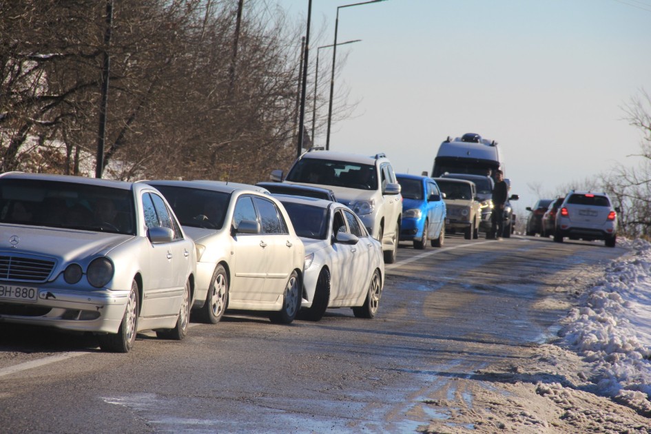 Ağsu dolaylarında hərəkət bərpa edildi - FOTOLAR  (YENİLƏNİB)