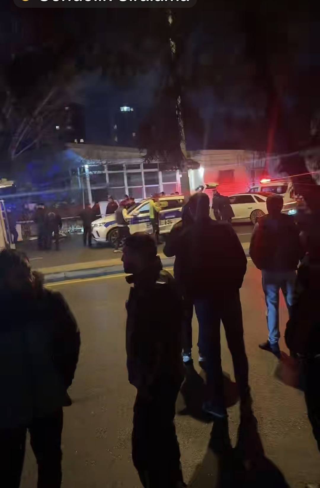 Təcili yardım maşını motosikletlə toqquşdu, kuryer öldü - FOTOLAR