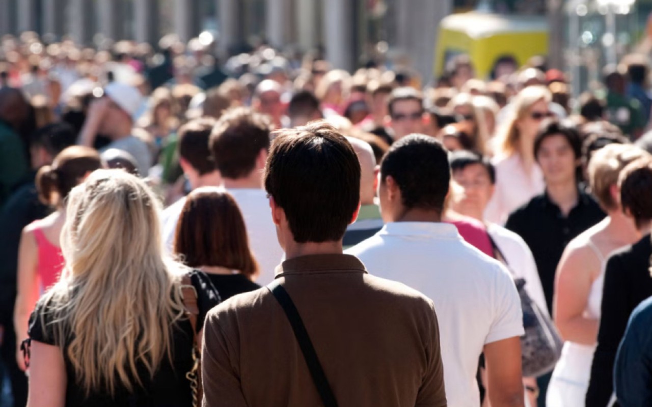 Böyük Britaniyada əhali artımı dayanır