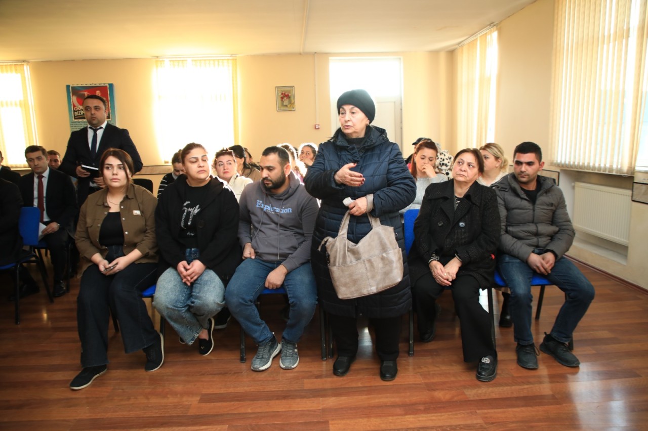 Niyazi Bayramov ilin ilk səyyar qəbulunu keçirdi - FOTOLAR