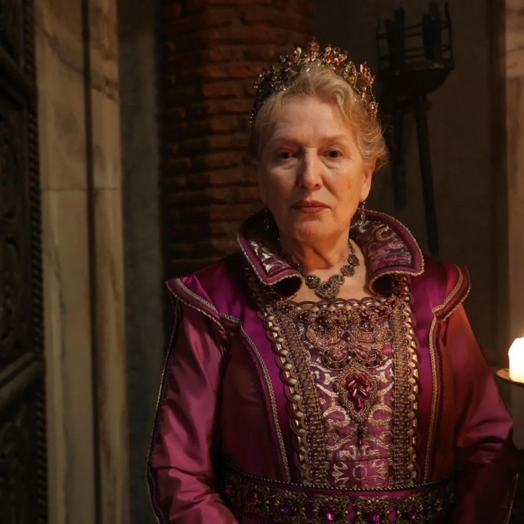 Məşhur serialın heyətinə daha bir aktrisa daxil oldu - FOTO