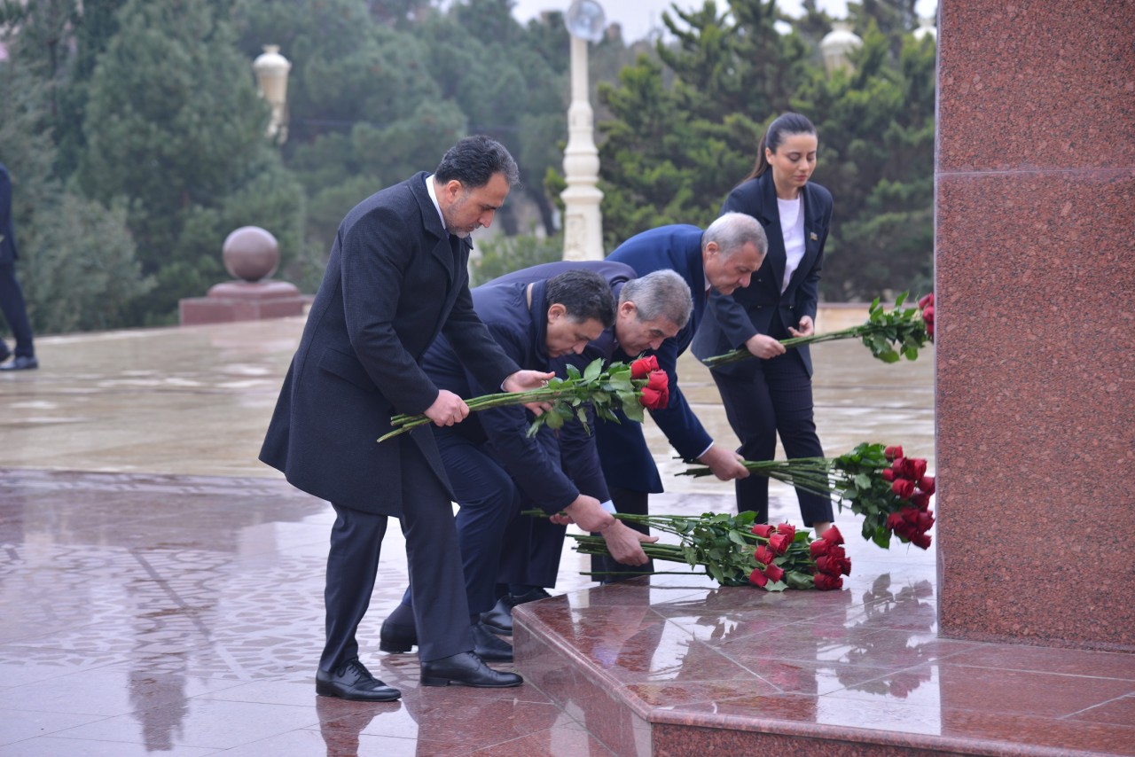Qaradağda hesabat yığıncağı keçirildi - FOTOLAR
