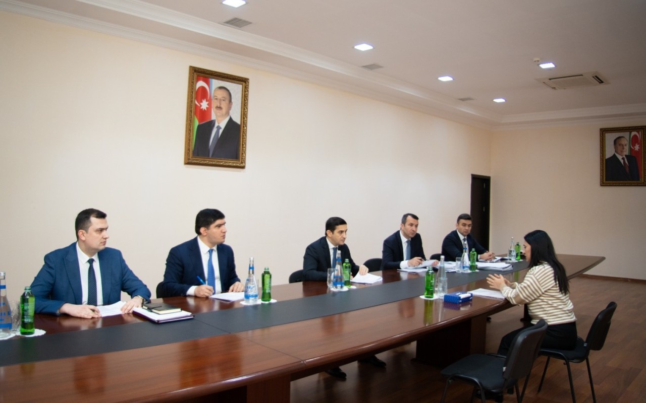 Ədliyyə naziri Salyanda vətəndaşları qəbul etdi - FOTOLAR