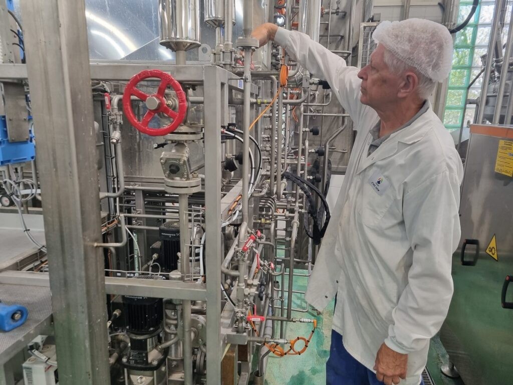 Nazir İsraildə bu mərkəzlərə baxış keçirdi - FOTOLAR