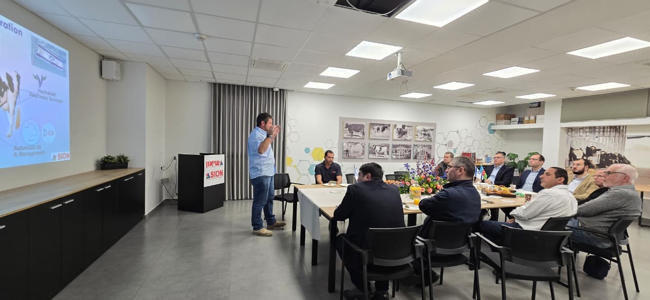 Nazir İsraildə bu mərkəzlərə baxış keçirdi - FOTOLAR