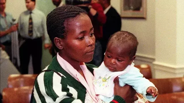 Ağacın başında doğulan “möcüzə körpə” həyatını itirdi (FOTO)