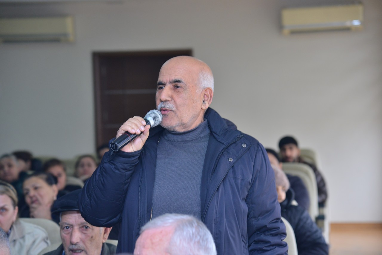 Süleyman Mikayılov vətəndaşların problemlərini dinlədi - FOTOLAR