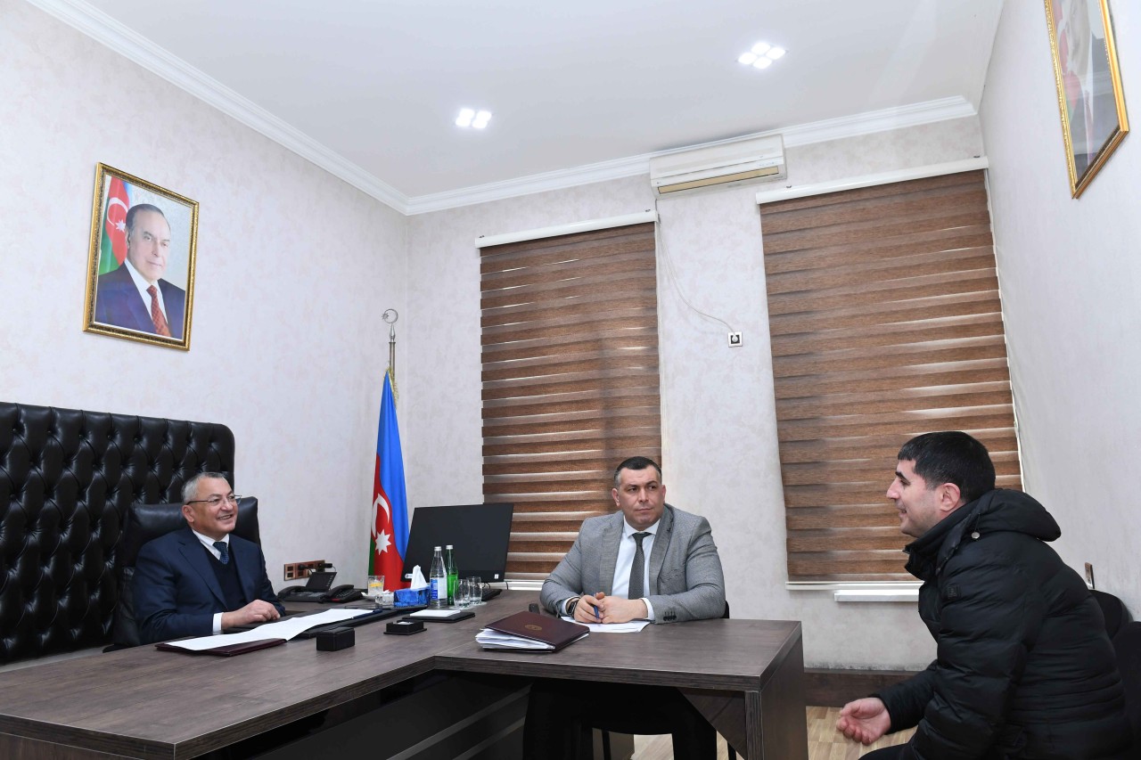 Rövşən Rzayev növbəti qəbul keçirdi - FOTOLAR