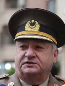 Kəmaləddin Heydərov generalı təqaüdə göndərdi - FOTO