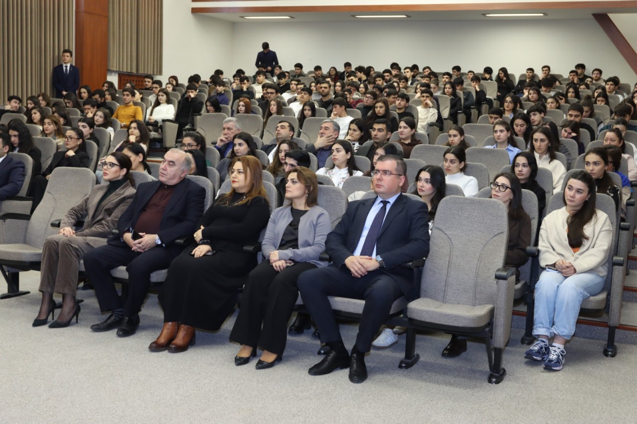 “Böyük Qayıdışı uğurla həyata keçirən Lider!” mövzusunda tədbir keçirilib - FOTOLAR