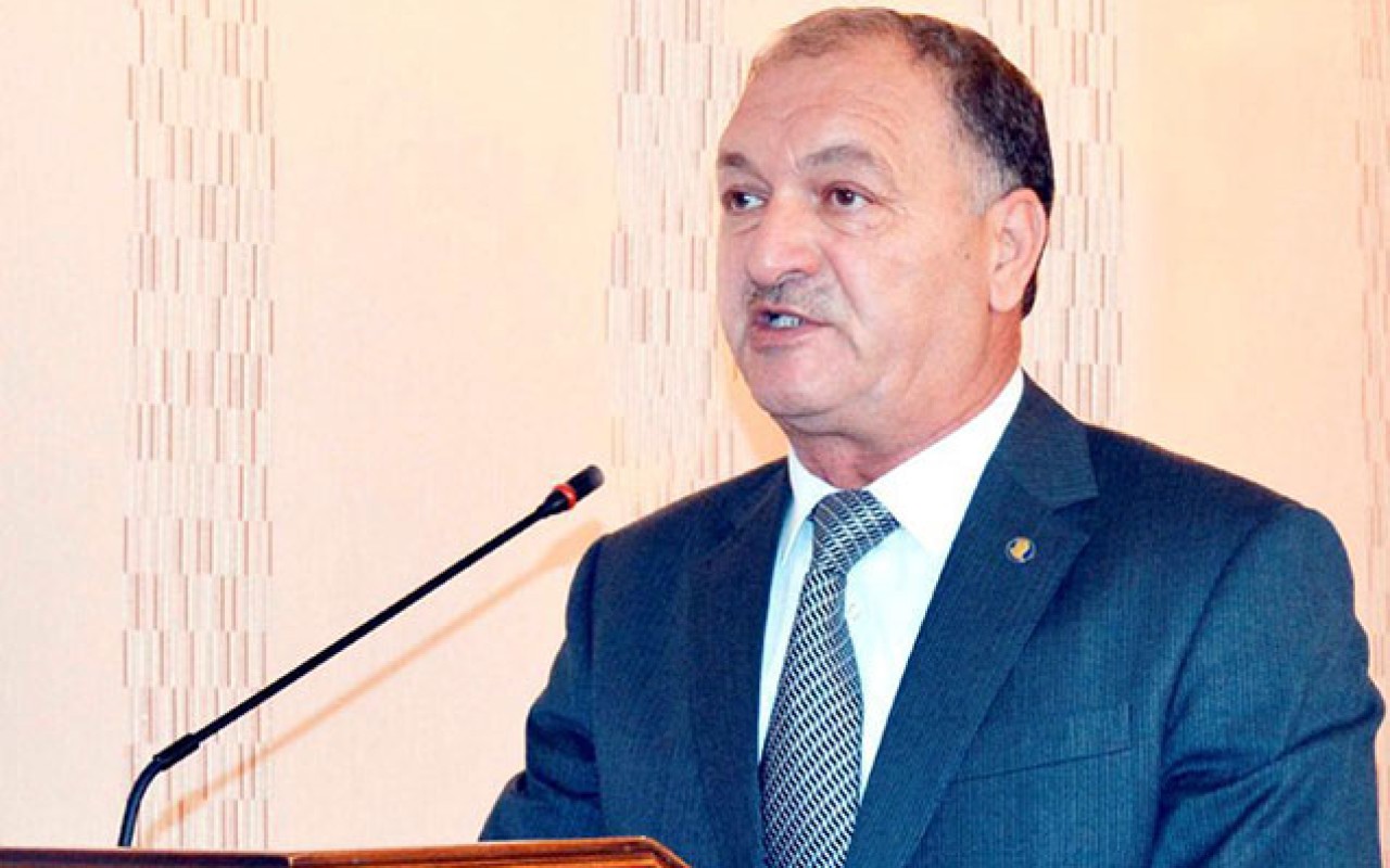 Qoca Səmədovun oğlu Yevlaxdaadam güllələdi