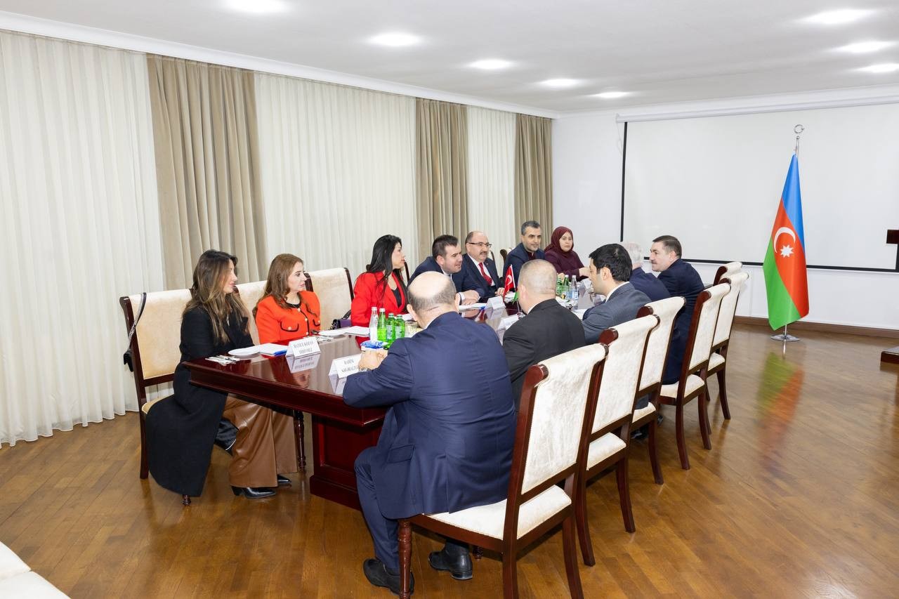 Türkiyəli prokuror və hakimlər ölkəmizdə səfərdədir - FOTOLAR