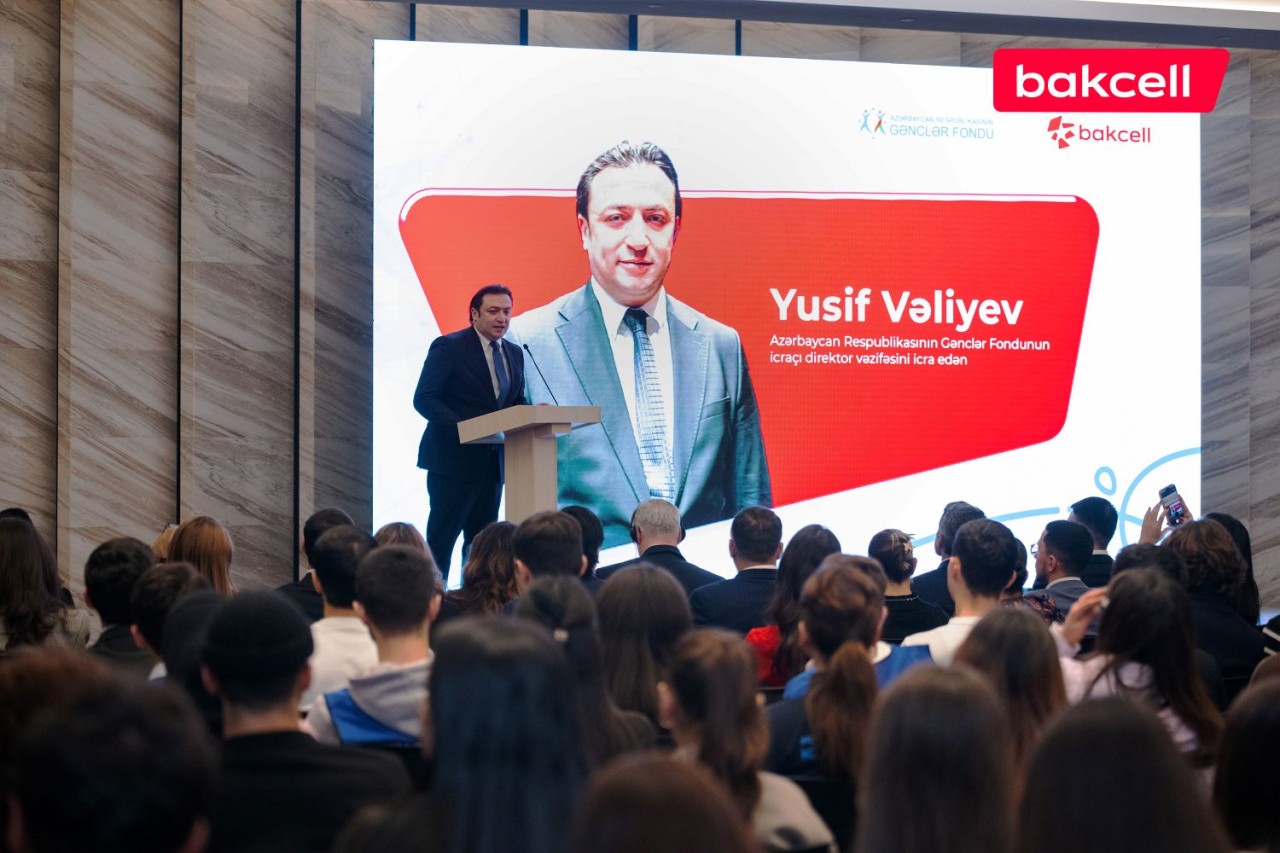 “Bakcell” və Gənclər Fondu “İnnovasiya və Süni İntellekt” üzrə təqaüd proqramını elan edir - FOTOLAR