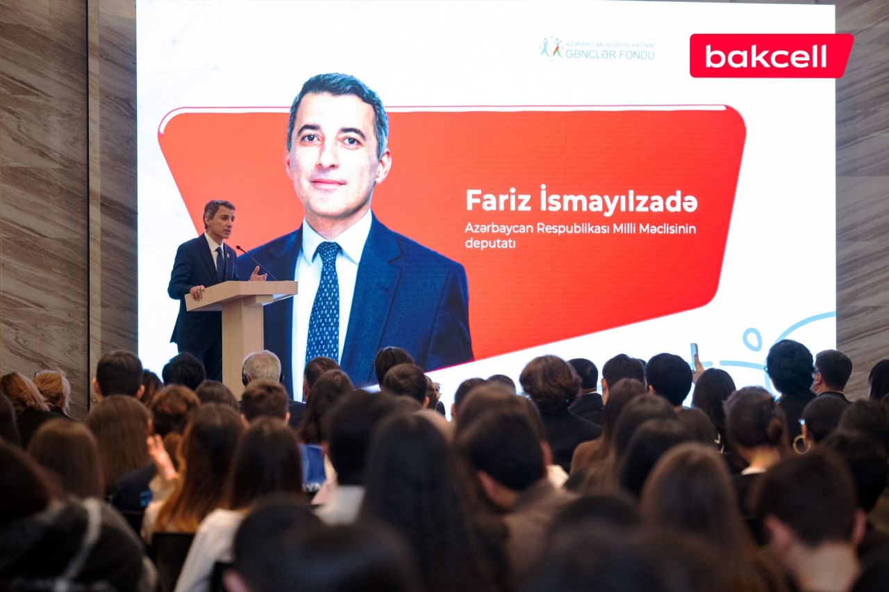 “Bakcell” və Gənclər Fondu “İnnovasiya və Süni İntellekt” üzrə təqaüd proqramını elan edir - FOTOLAR