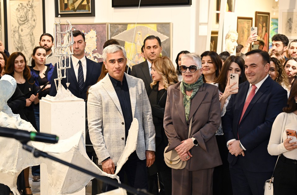 Anar Ələkbərov “Qeyzer” adlı sərgidə - FOTOLAR