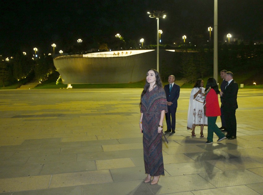 Leyla Əliyeva Əddis-Əbəbədə Adva Zəfər Muzey Kompleksində - FOTOLAR