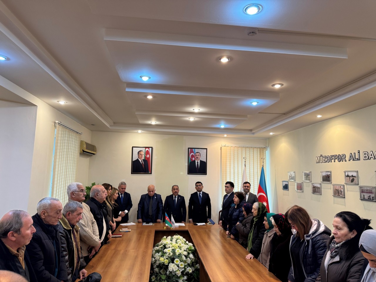 YAP Nəsimi rayon təşkilatında 20 Yanvar şəhidlərinin xatirəsi yad edildi - FOTOLAR