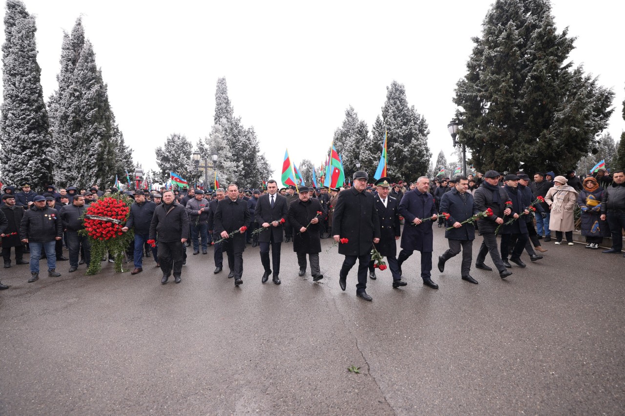 Gəncədə 20 Yanvarla bağlı ümumşəhər tədbiri keçirilib - FOTOLAR