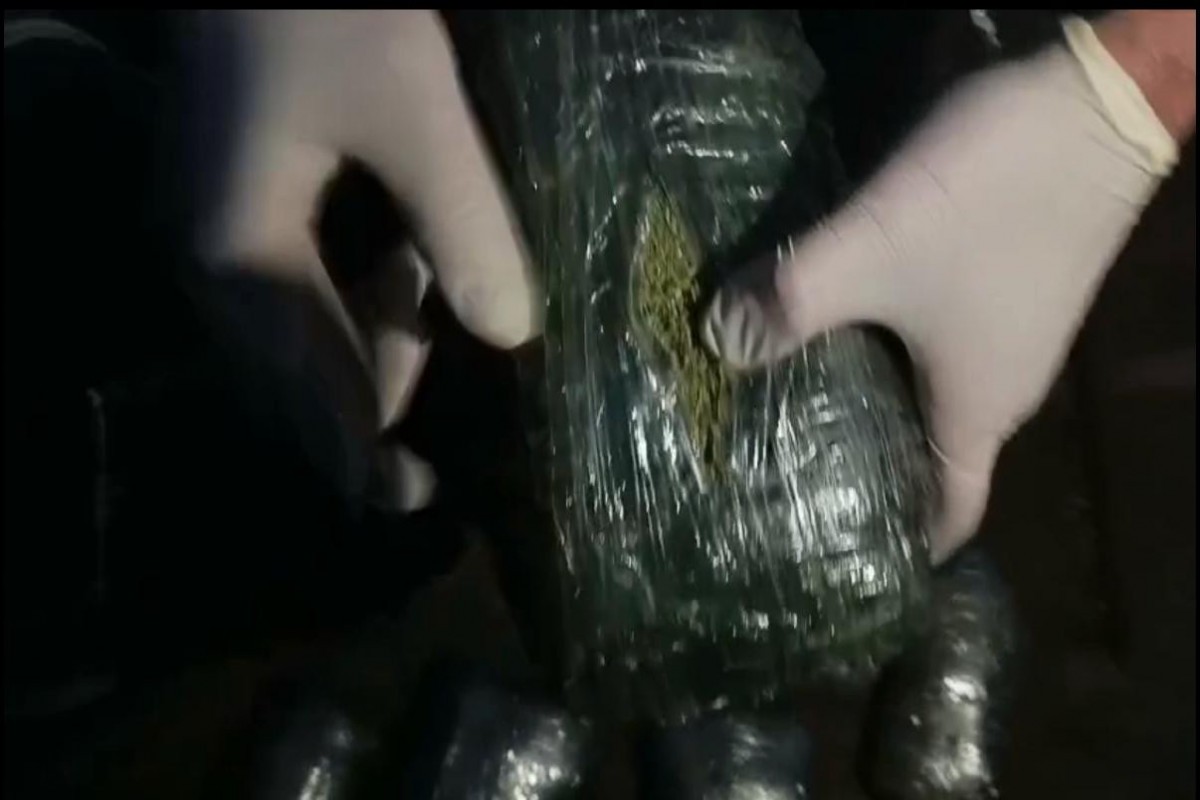 İçərisində 10 kq-dan artıq narkotik olan çanta ilə tutuldu - FOTO