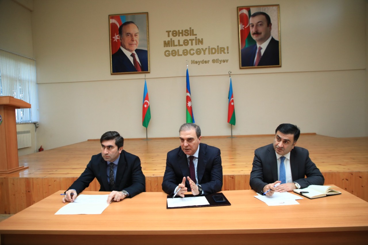 Niyazi Bayramov sakinlərlə növbəti səyyar görüş keçirdi - FOTOLAR