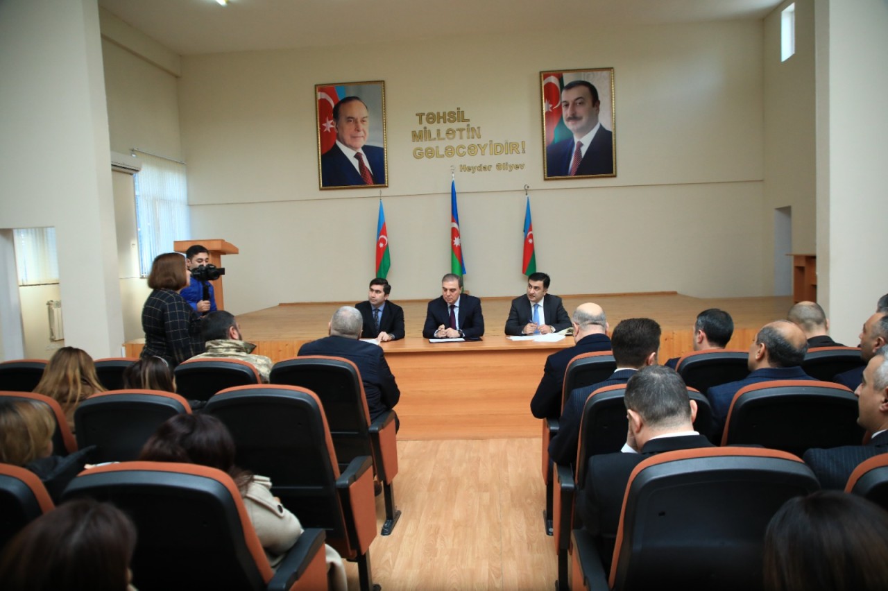 Niyazi Bayramov sakinlərlə növbəti səyyar görüş keçirdi - FOTOLAR