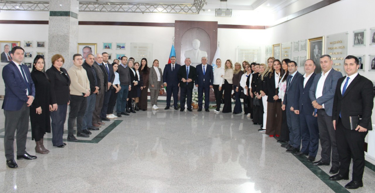 YAP Nizami rayon təşkilatında “Heydər Əliyev Məktəbi”nin açılışı olub - FOTOLAR