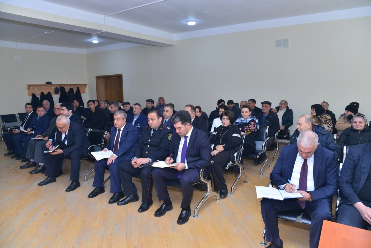 Süleyman Mikayılov qəsəbə sakinləri ilə görüşdü - FOTOLAR